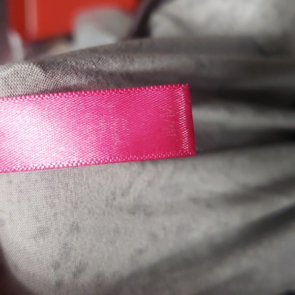 Vince Camuto-printed T-shirt and shorts Pajam - Picture 12 of 12